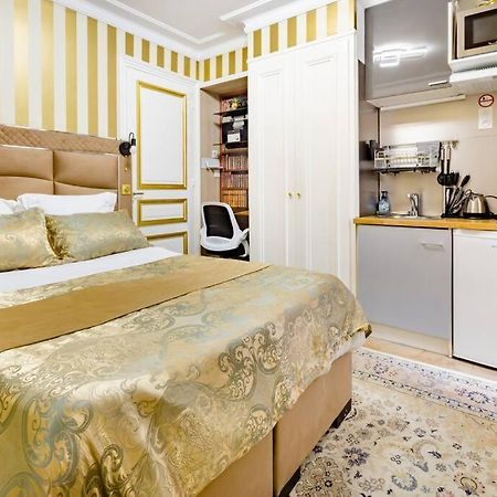 Premium Studio 2 Minutes Walk From Champs-Elysees ปารีส ภายนอก รูปภาพ